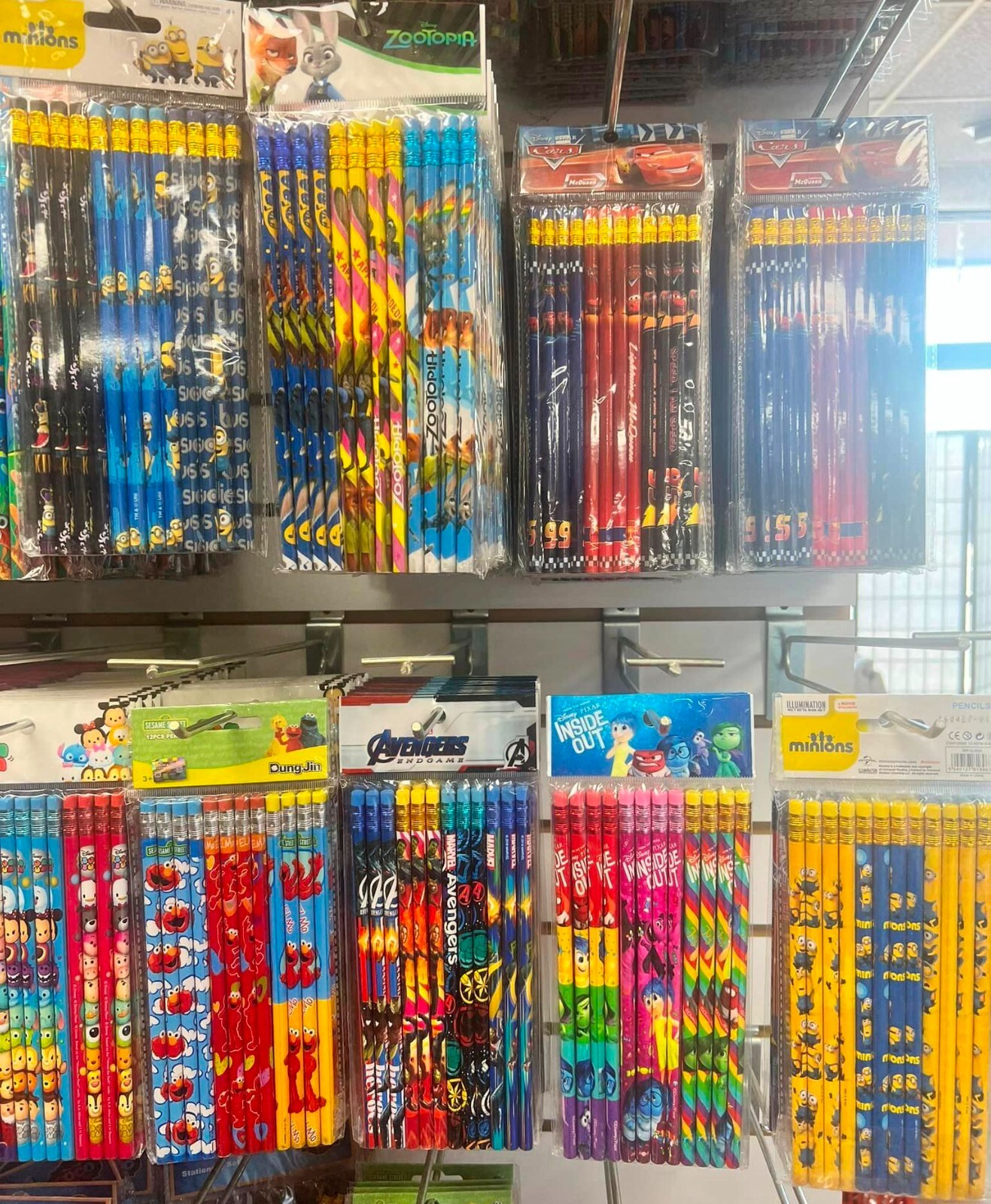 Disney 180 pcs Nickelodean DreamWorks Marvel Cartoon Licensed Wooden Pencils