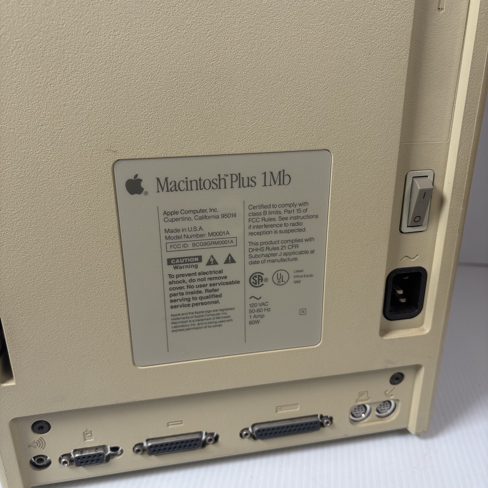 Vintage Apple Macintosh Plus 1MB M0001A Computer System 3.0 Working Beige
