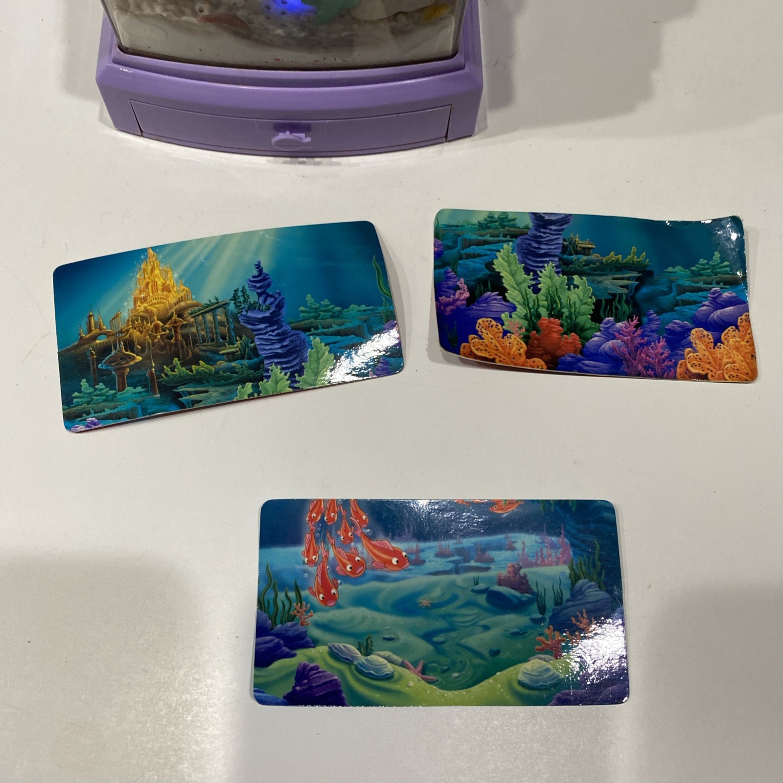 ARIEL DISNEY VTG Y2K 90s TINY TANKS AQUARIUM Desk Tank Real Water Floating Fish