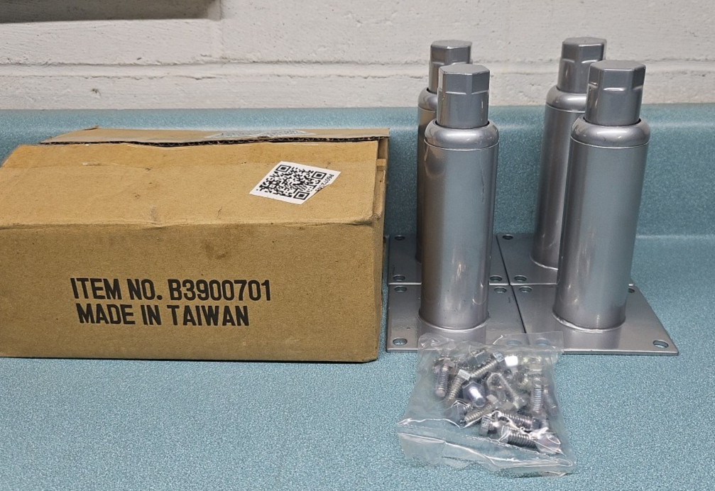 Pitco   B3900701    3 1/4” Plate   6"  Deep Fryer Legs   Set of 4