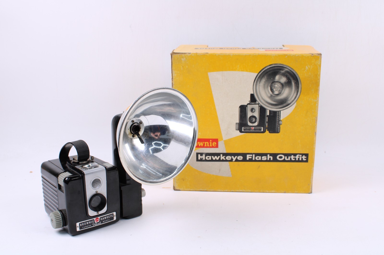 Vintage Kodak Brownie Hawkeye Flash Outfit Camera OG Box No 177K