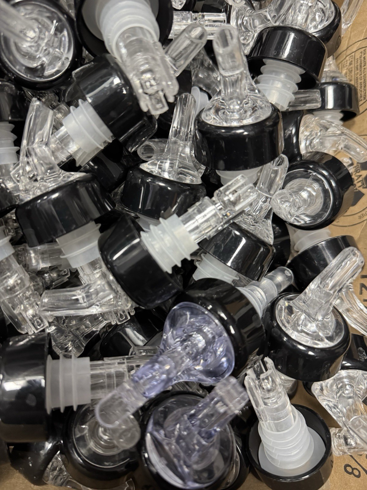 1.5 Ounce Liquor Bar Wine Bottle Pour Spout Stopper 287 Precision night club rum