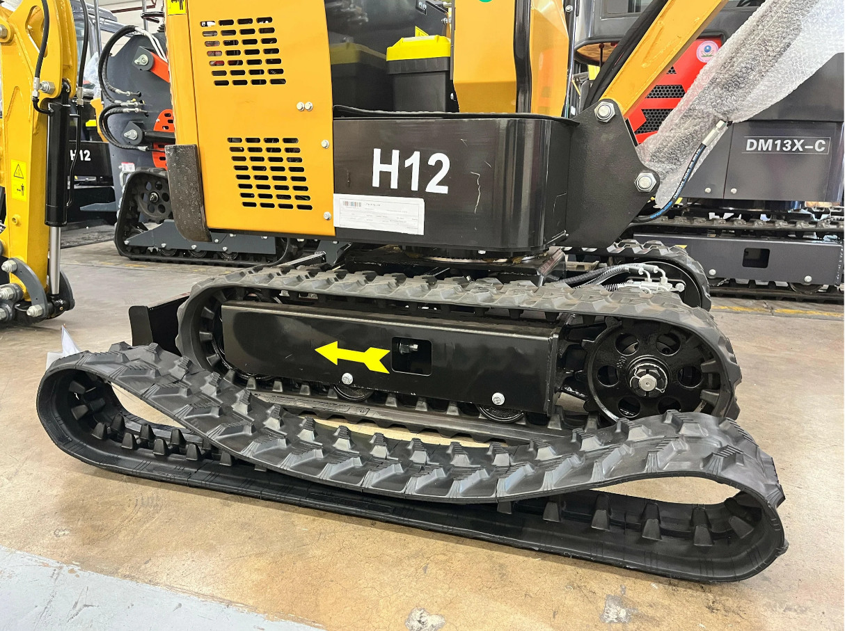 AGT Rubber Track 180 x 72 x 37 For H12 H15 Mini Excavator/LRT23 Skid Steer 1Pcs