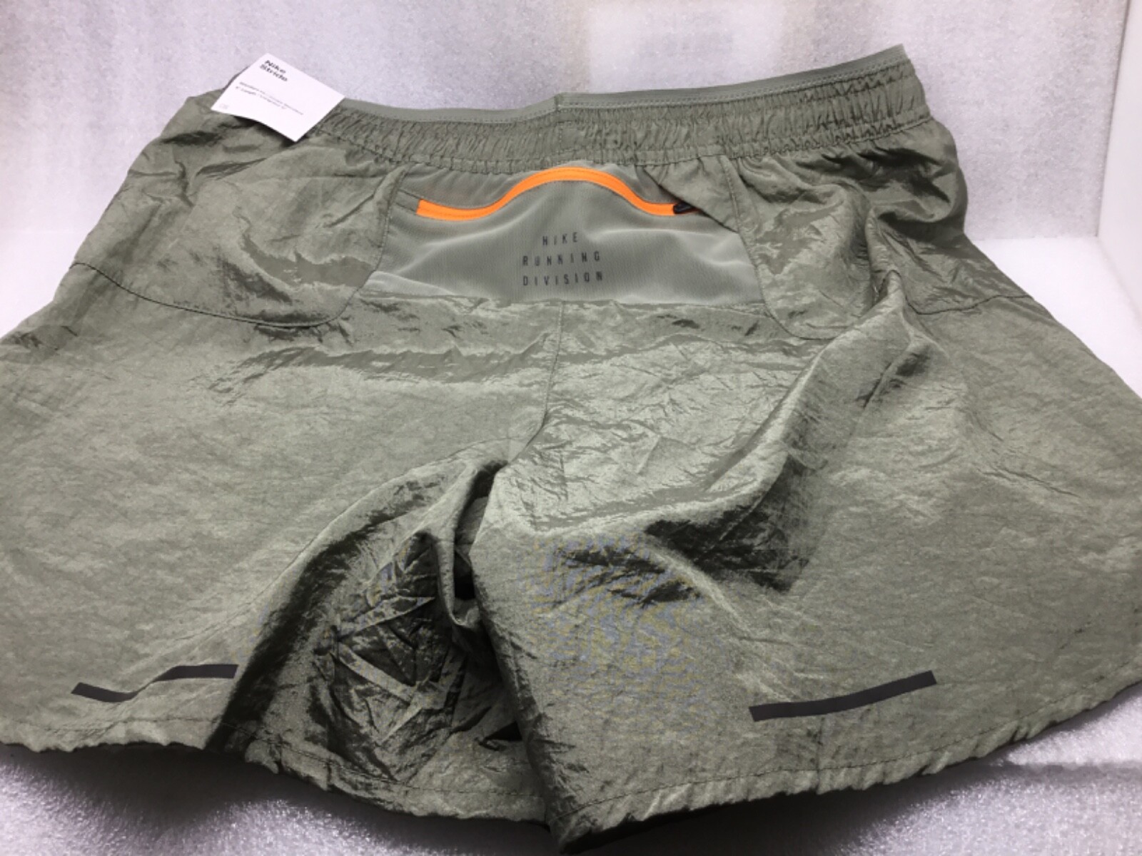 NEW MENS SIZE M NIKE STRIDE RUNNING DIVISION 5" Dri-FIT SHORTS FN3391-053