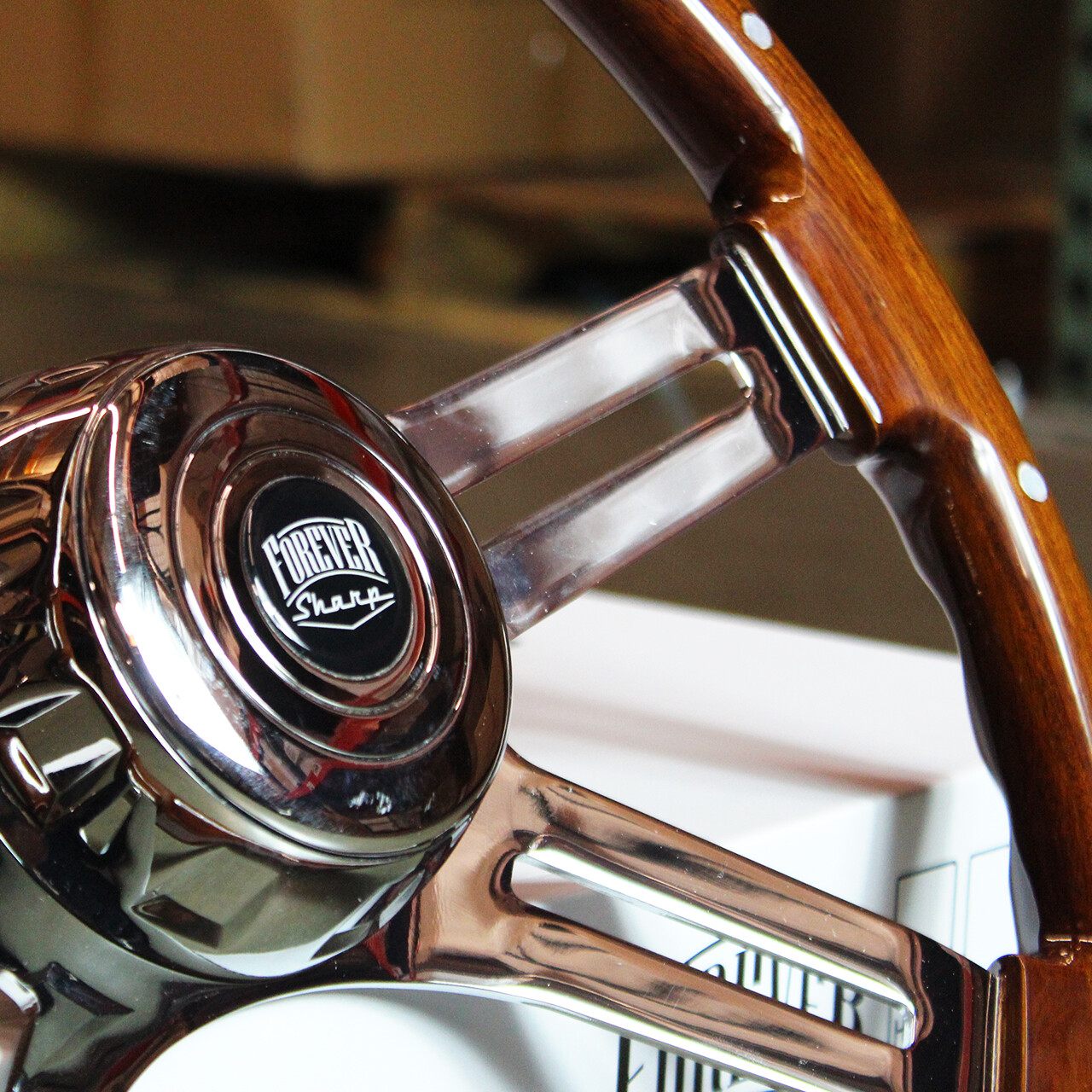 18" Dark Steering Wheel 4 Spoke Rivet Freightliner Kenworth Peterbilt - BLEM