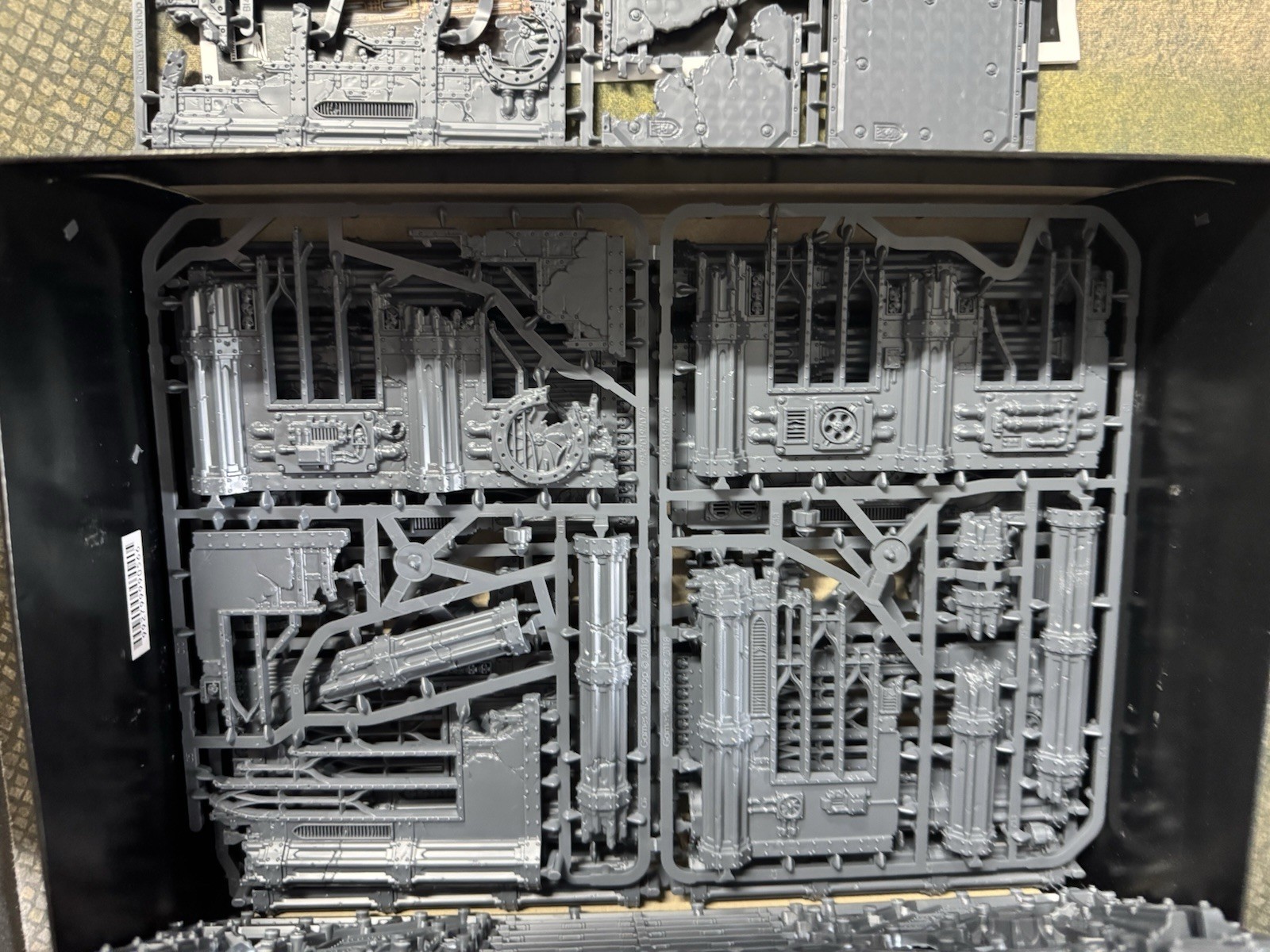 Warhammer 40k Terrain - Sector Imperialis Sanctum Terrain - OOP Rare NEW