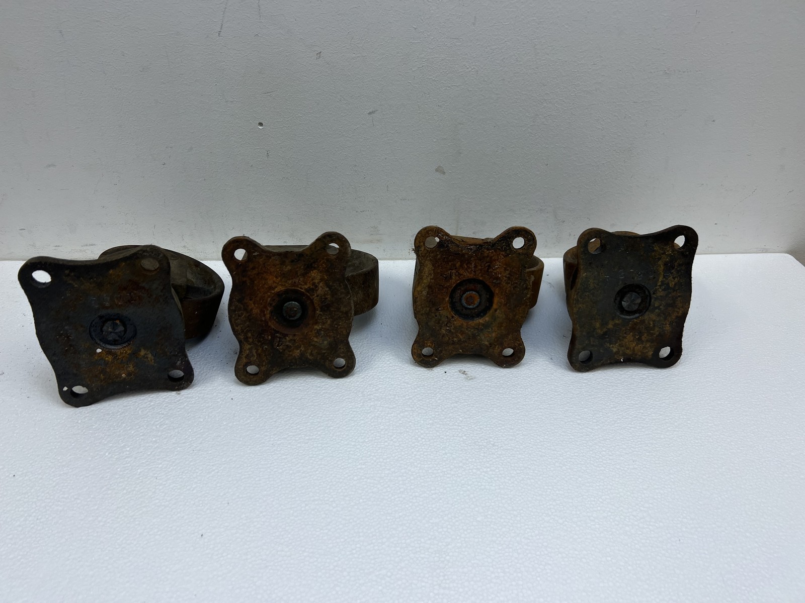 4 Antique Industrial Cast Iron Swivel Casters Wheels Steampunk Furniture Salvage