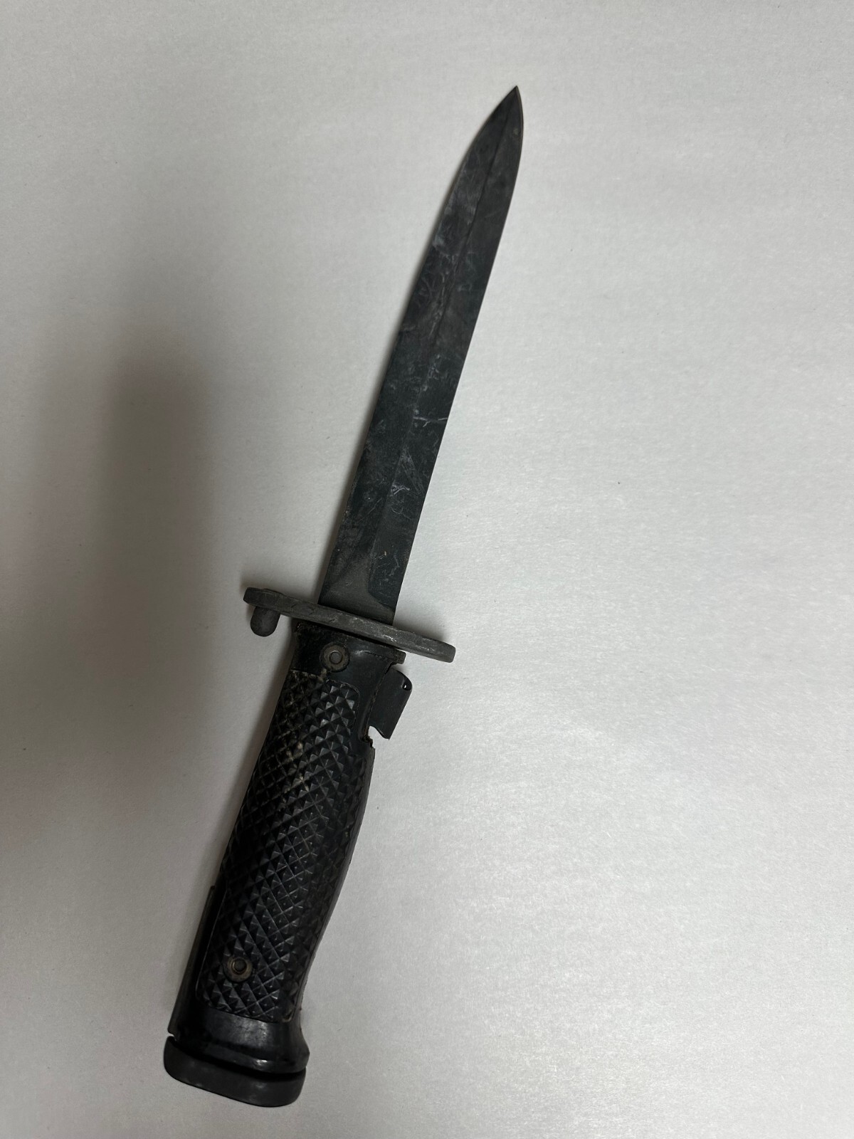 US GI M1 GARAND M5A1 BAYONET WITH M8A1 SCABBARD. SOLD "AS IS".