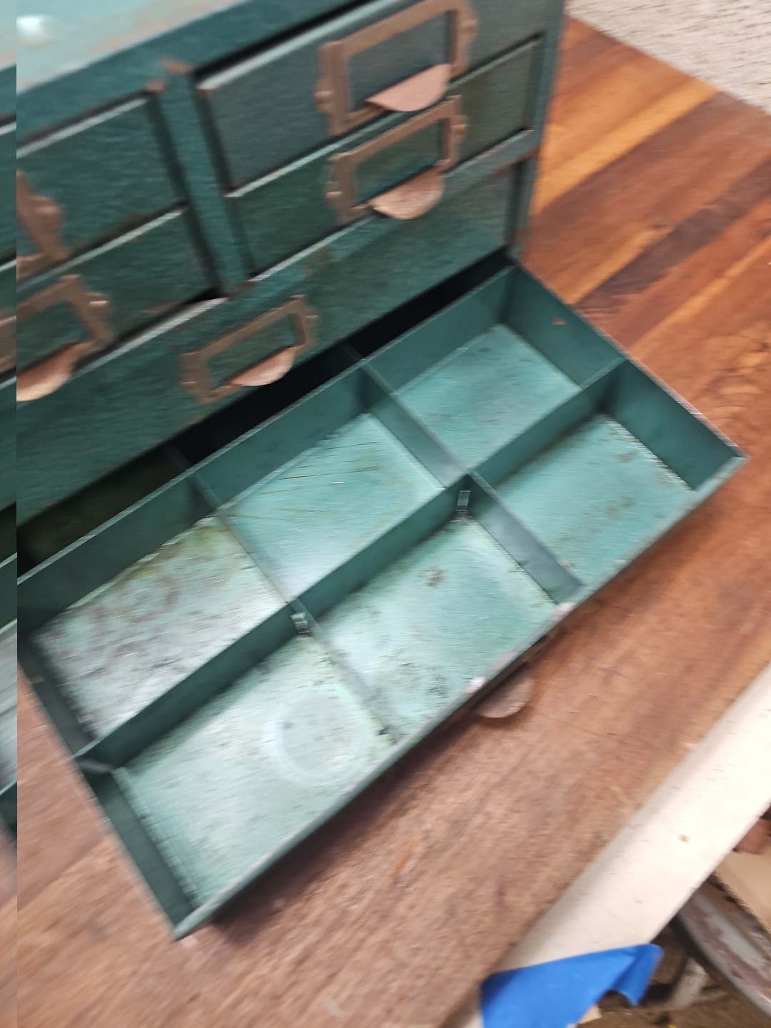 I6- Vintage WARDS MASTER QUALITY Metal 6 Drawer Small Parts Cabinet