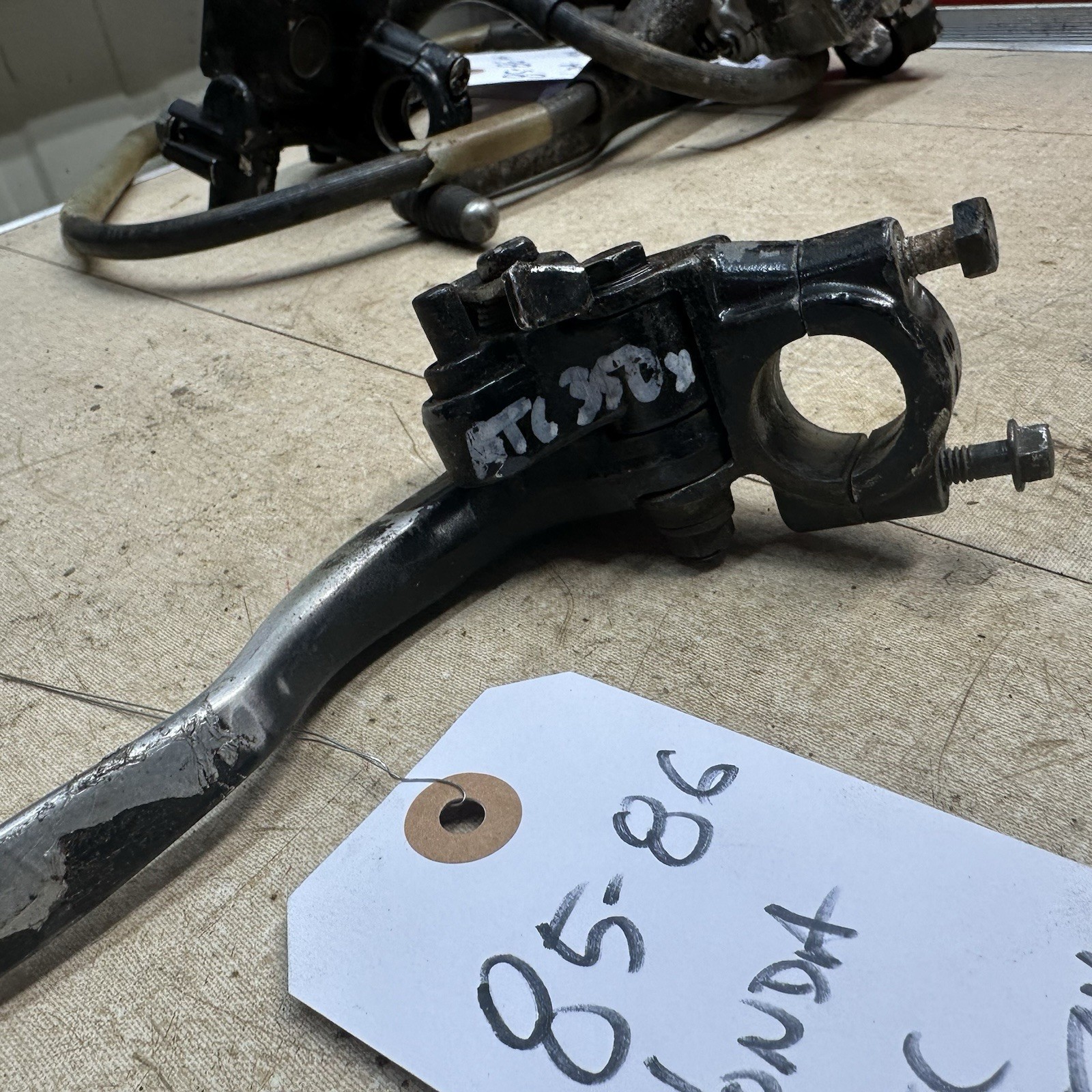 83- 89 HONDA OEM ATC200X ATC350X ATC250R Stock Clutch Perch Lever Parking Brake