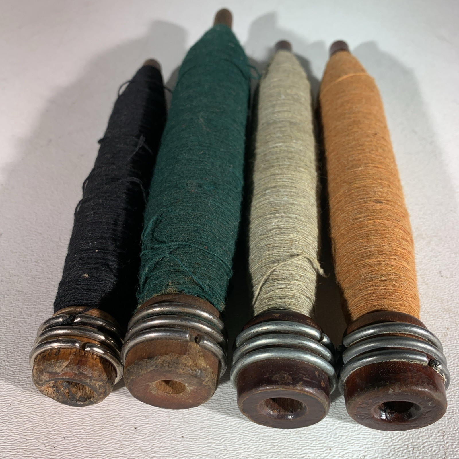 Lot Of 4 Antique Wooden Textile Spindle Bobbins Spools with Thread 7.75”-10”
