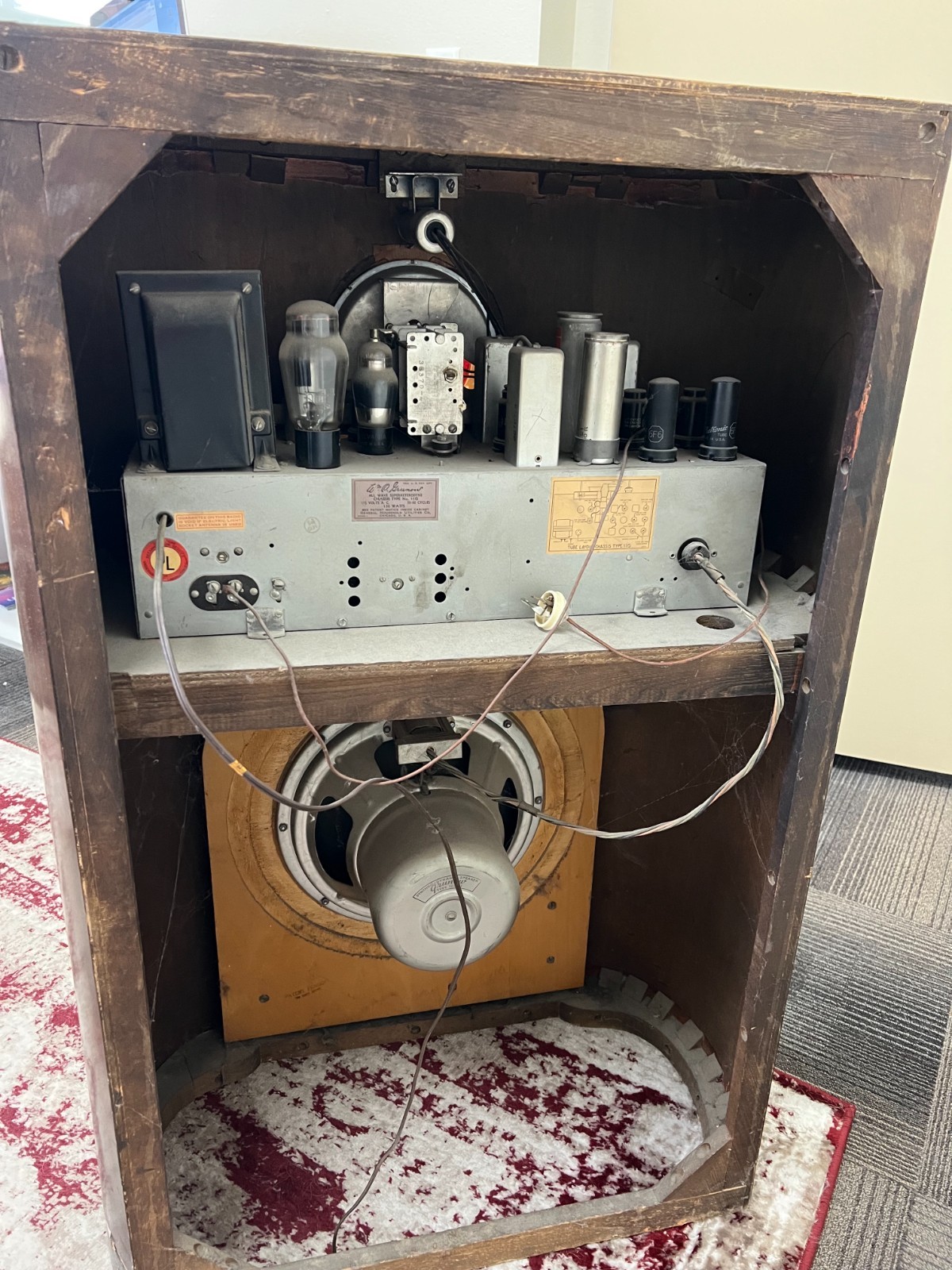 1930s GRUNOW ALL WAVE SUPERHETERODYNE CONSOLE TUBE RADIO MODEL 1191