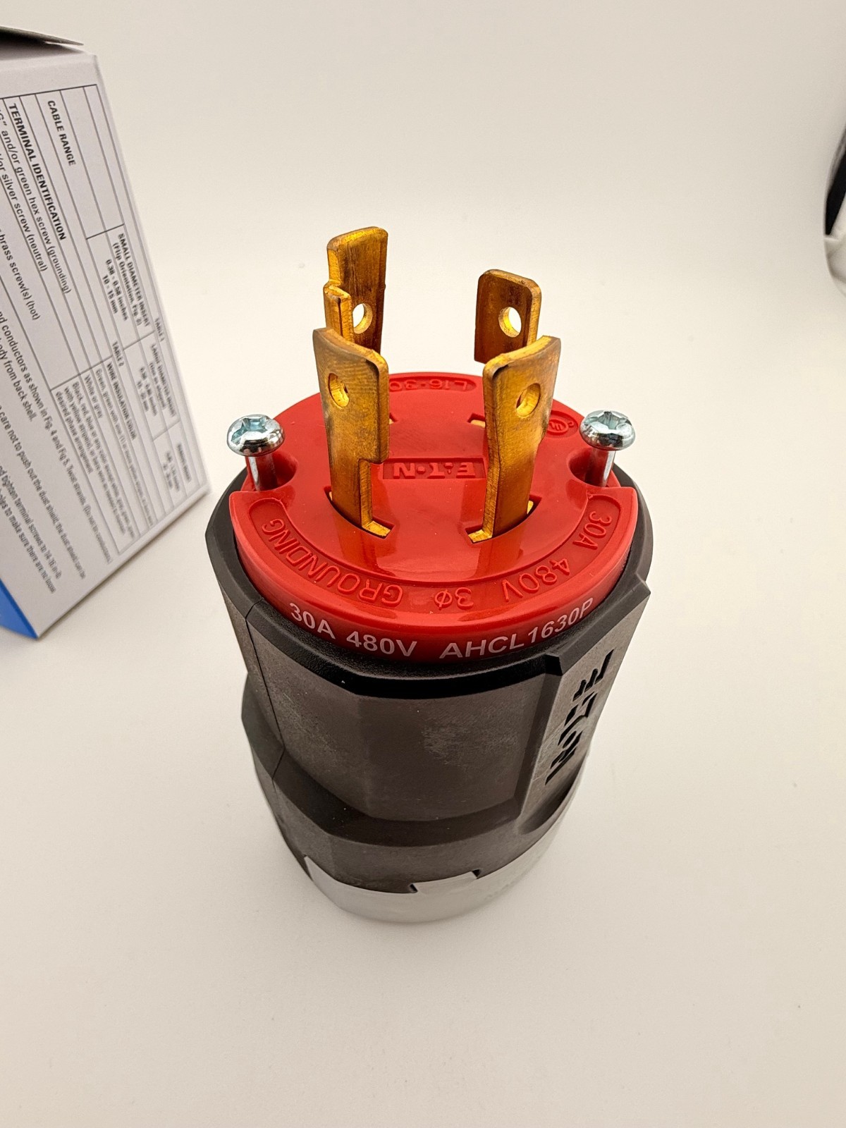 Eaton AHCL1630P HBL2731 71630NP L16-30P 30 Amp 480V Twist Lock Male Plug NEW