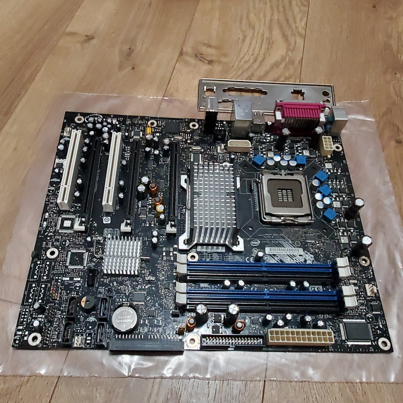 Intel D975XBX2 ATX LGA 775 DDR2 SDRAM Motherboard I/O Plate Tested Free Shipping