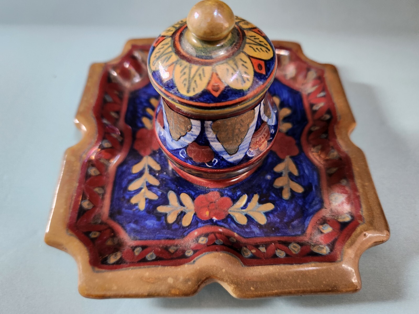 Majolica INKWELL, Societa Ceramica Umbra, Attached Tray & Lid Gubbio Italy