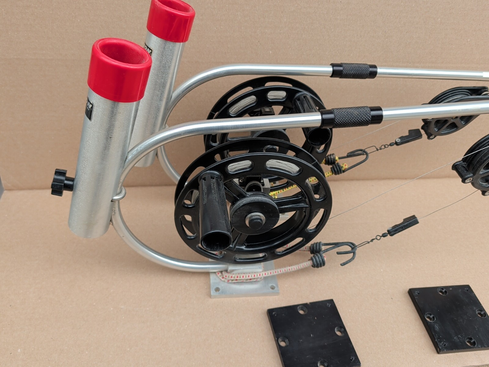 2 Big Jon Manualy Operated Downriggers, W/ Base, Counter and Steel Line