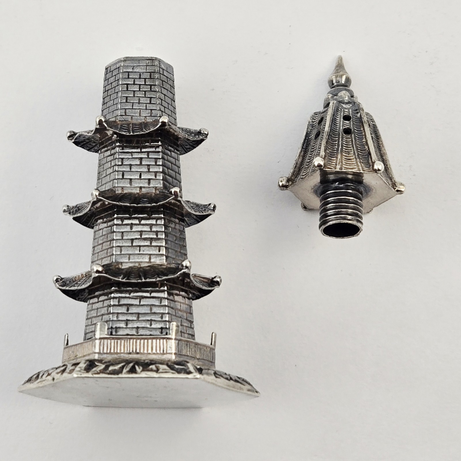 Vintage Japanese Sterling Silver Pagoda Salt Pepper Shaker 3.25" Temple- 31.3g