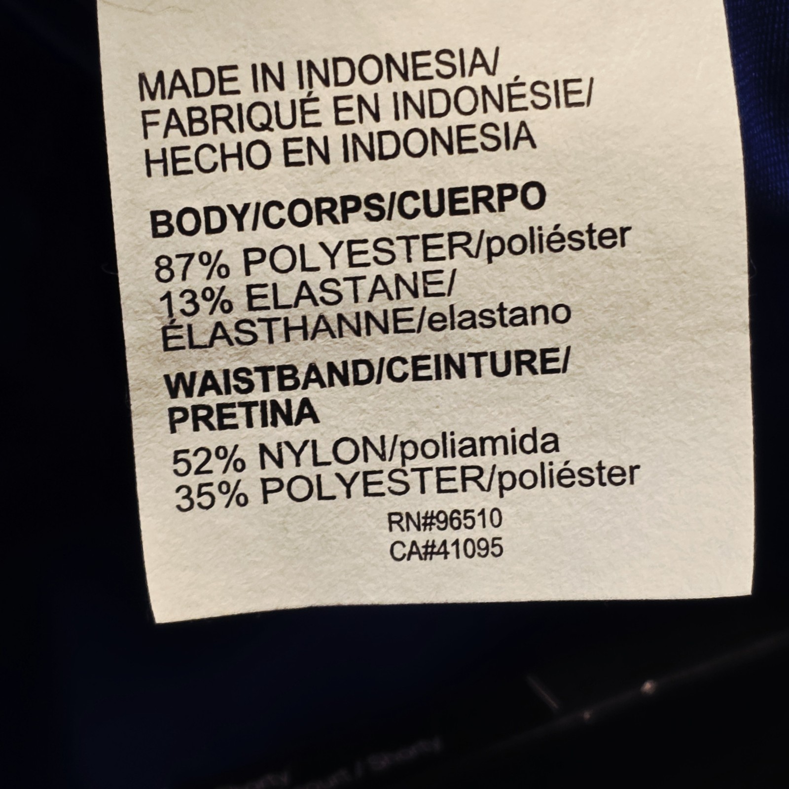 Under Armour Women's HeatGear Mid Rise Shorty 3” Shorts Royal Blue NWT