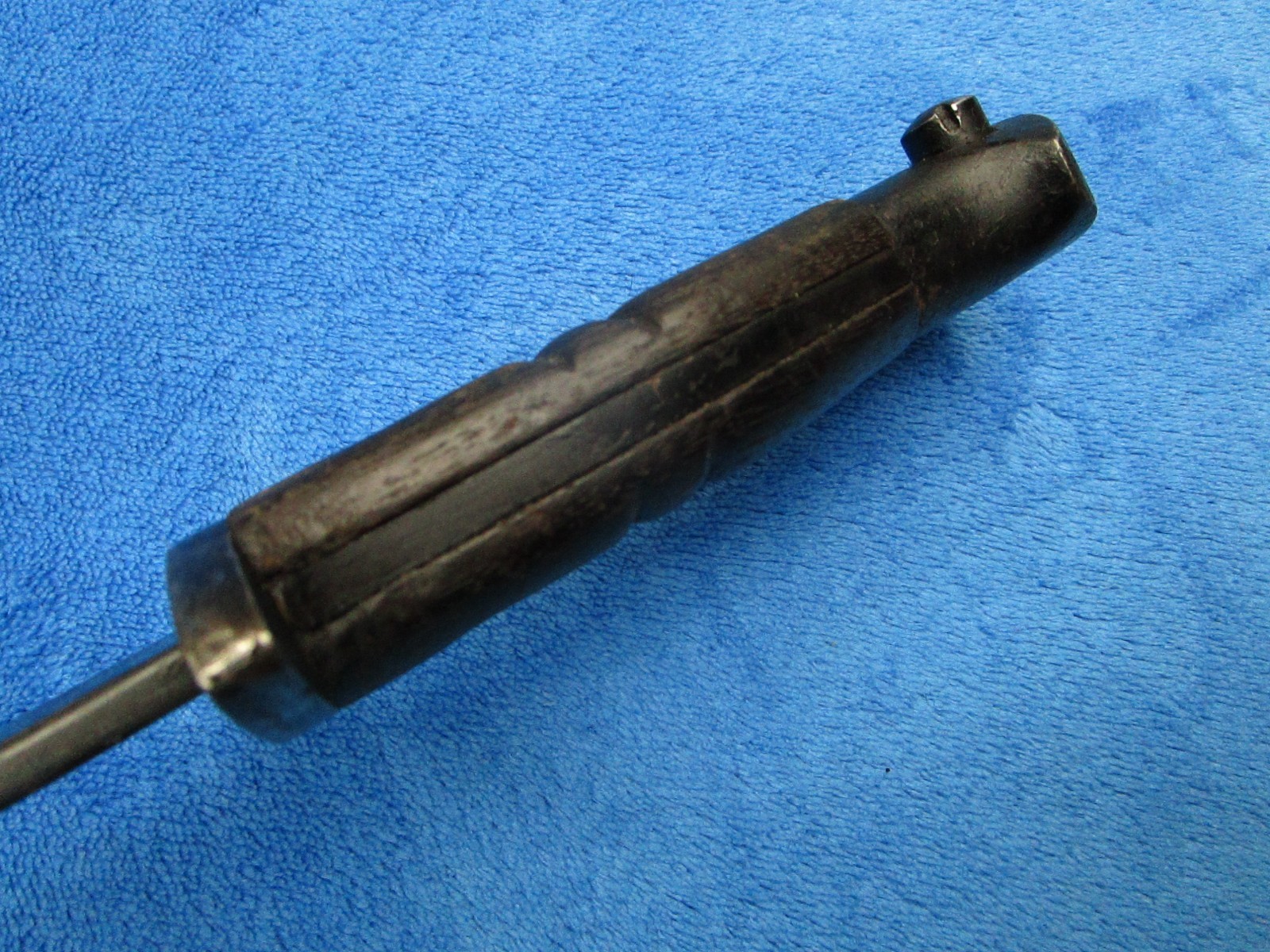 ORIGINAL WW1 ENGLISH M1913/17 ENFIELD BAYONET AND SCABBARD MADE BY WINCHESTER