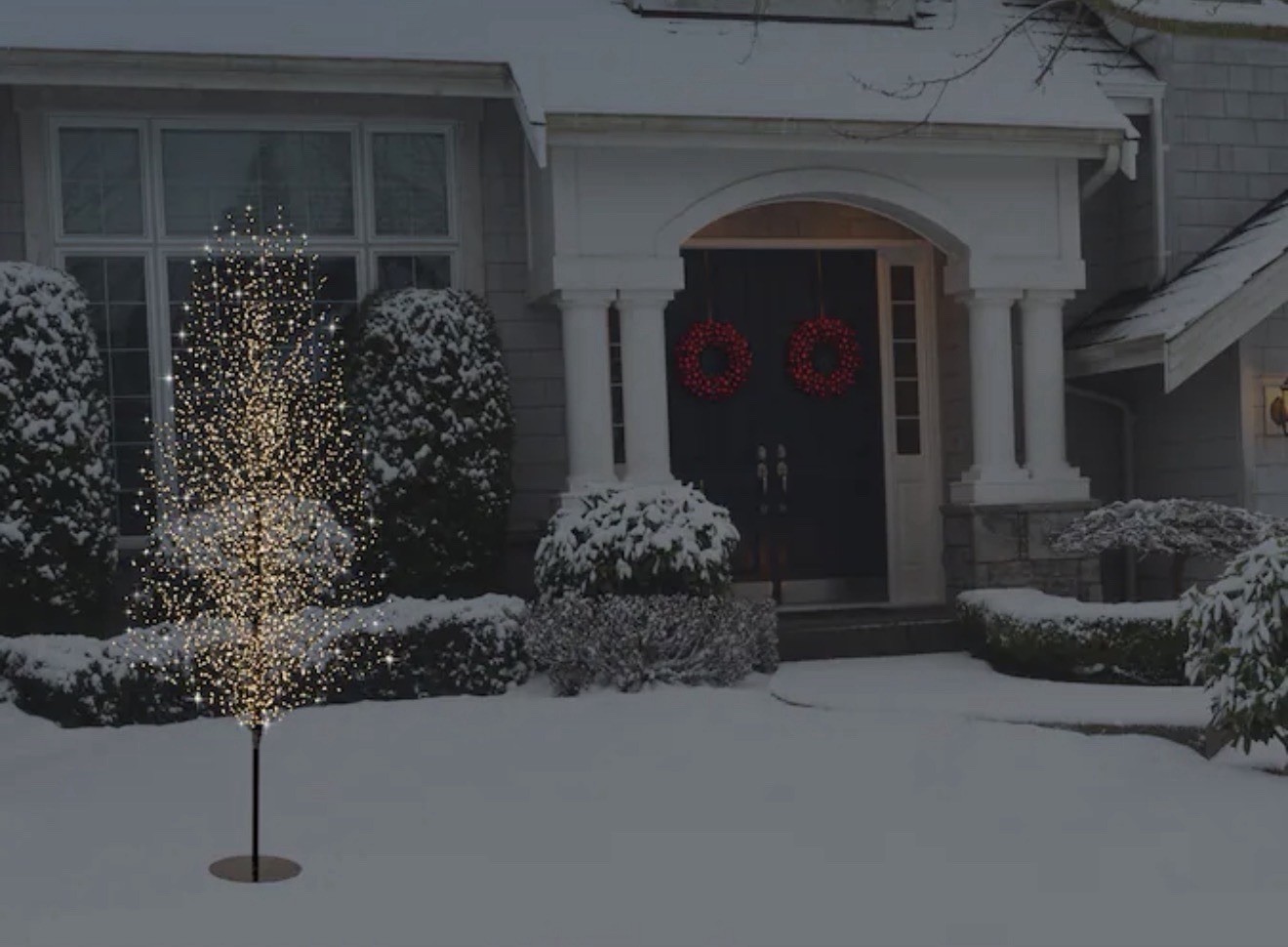 GE 7 FT Winterberry Pre-Lit Twinkling Christmas Tree Warm White LED Black Branch