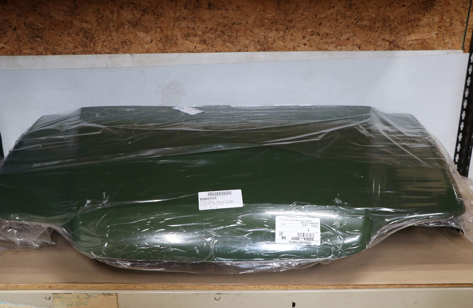 OEM Kawasaki Mule Front Hood Fender 35004-0007-6L 2001-2003 GREEN