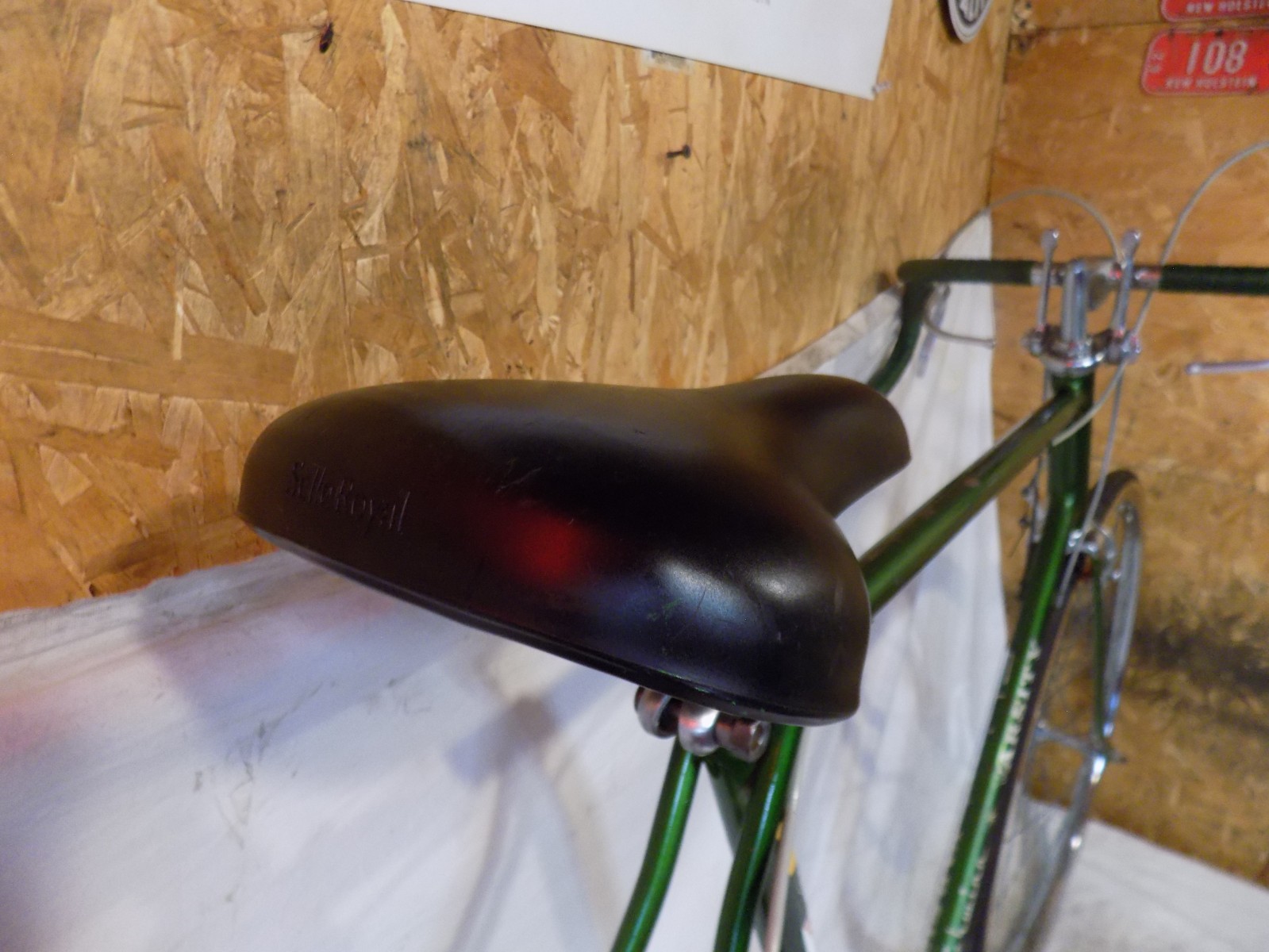 1972 SCHWINN VARSITY MENS 10-SPEED CAMPUS GREEN ROAD BIKE CONTINENTAL RACER 27