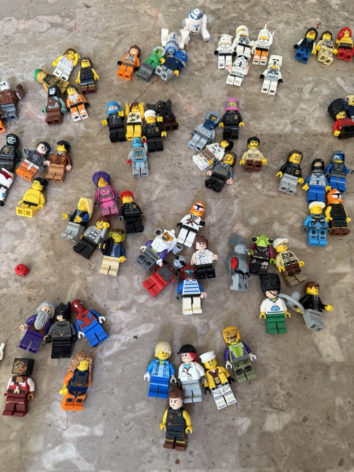 Huge LEGO Minifigure Lot Of Over 95 Figures Etc Assorted Original Lego 👍