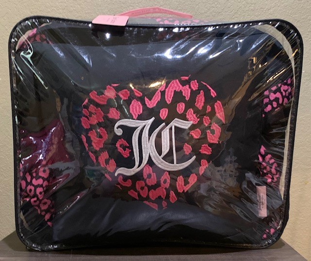 Juicy Couture Black/Hot Pink Leopard Print QUEEN 4pc Set Comforter,Shams,Pillow