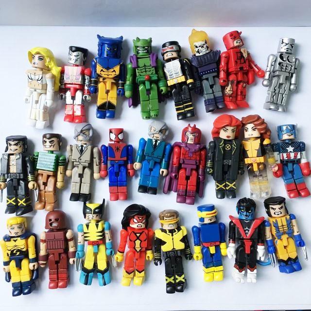 Lot 8PCS Marvel Universe Minimates Spider Man Wolverine Figures Kids Toy Random