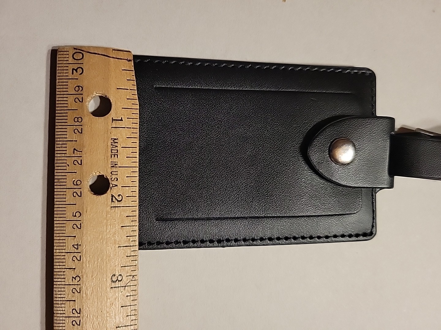 New Ariat Genuine Top Grain Leather Luggage Tag With Snap And Adjustable Buckle