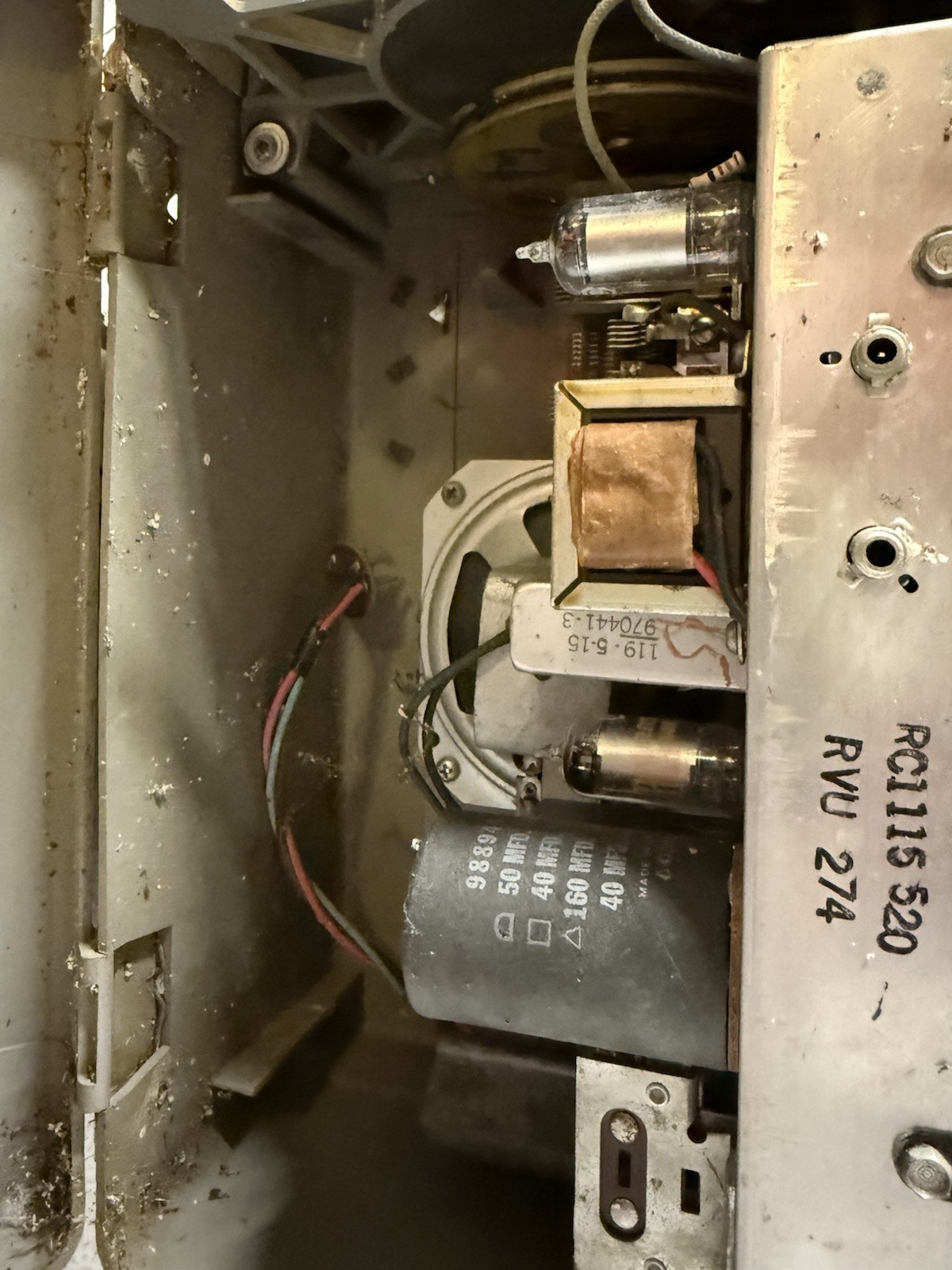 Vintage RCA Victor AM 5-Tube Radio 6-BX-63