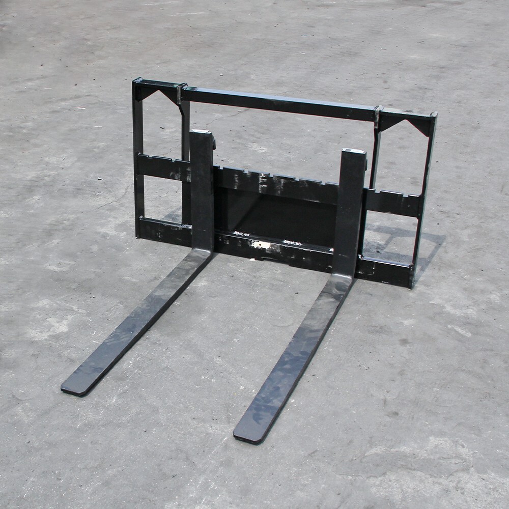 MachPro Skid Steer Pallet 2500lbs 35.5" Skid Steer Pallet Fork Attachment