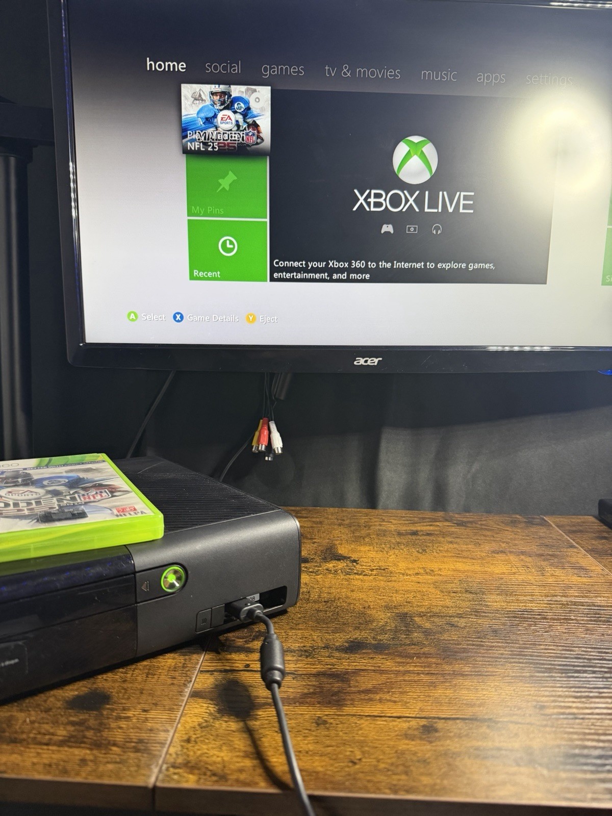 Microsoft Xbox 360 E 4GB Black Console