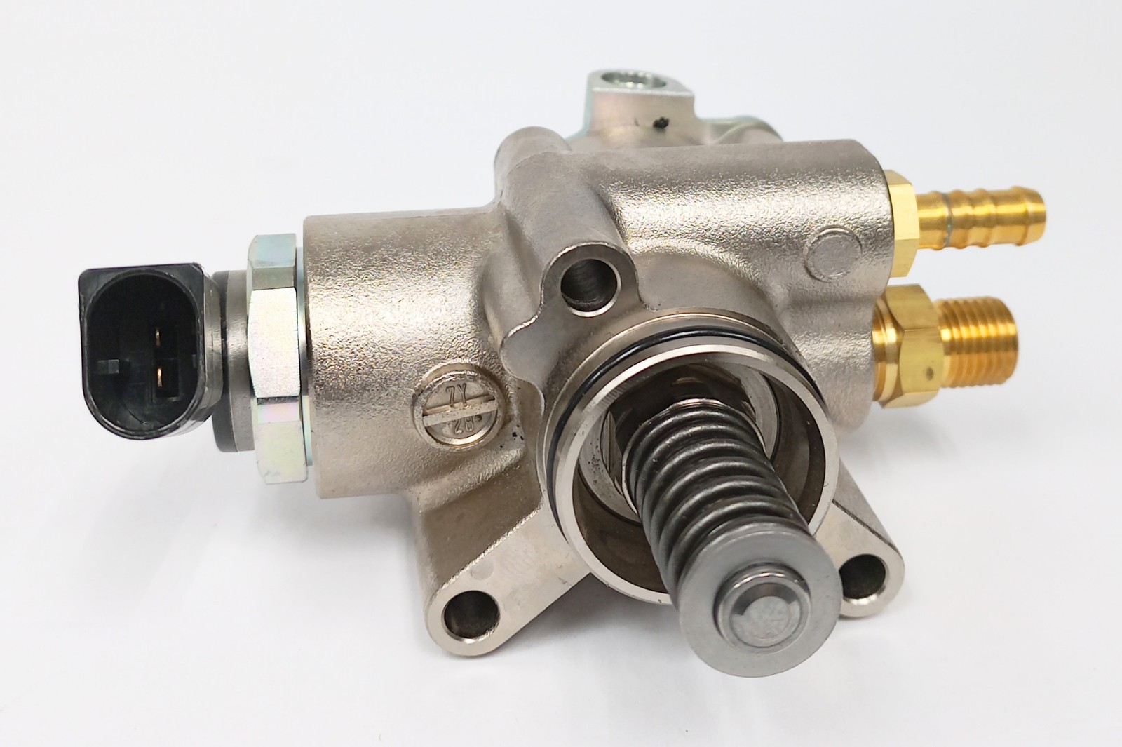 Hitachi Direct Injection High Pressure Fuel Pump HPP0004 for Audi Volkswagen