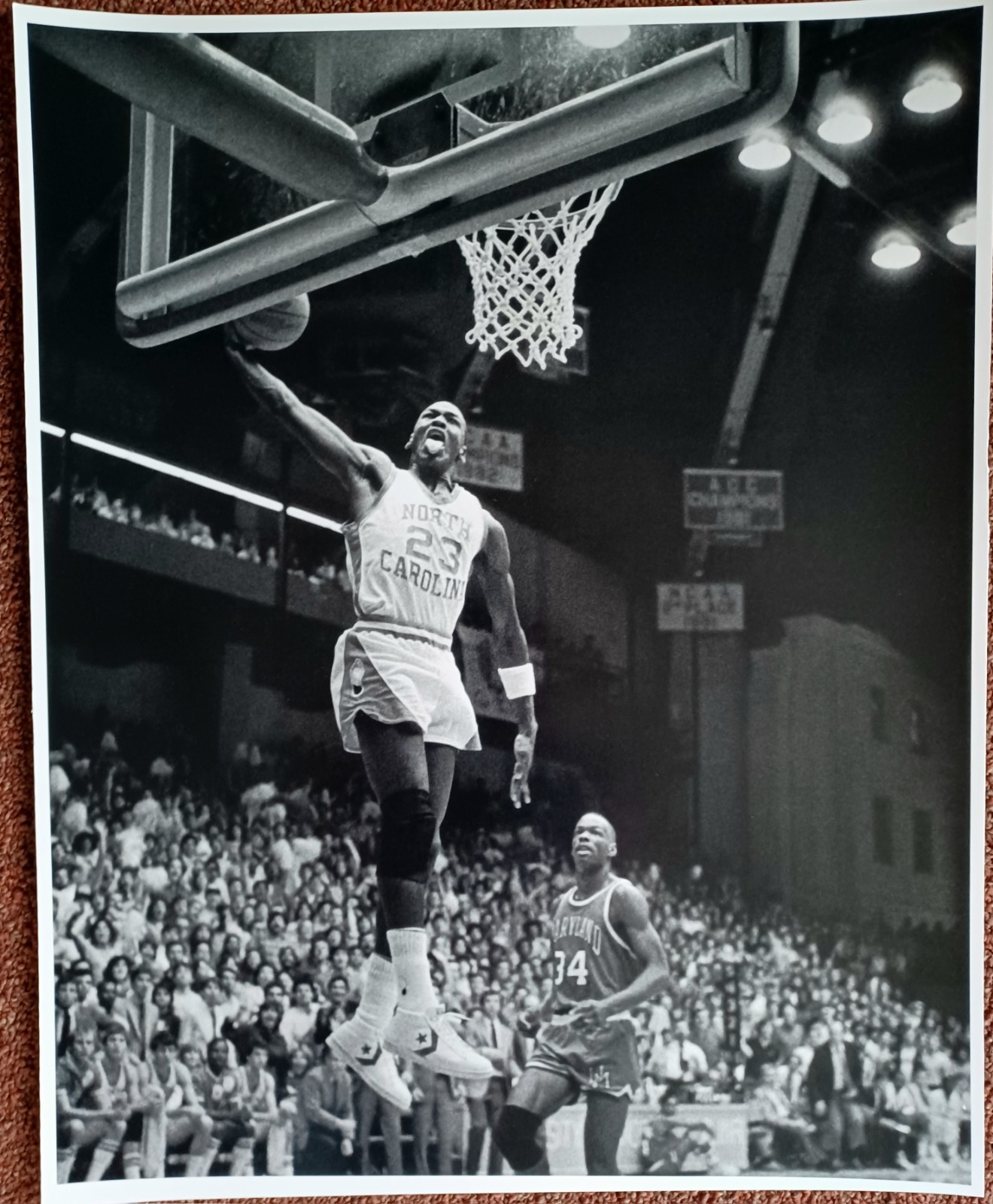Michael Jordon North Carolina 23 vintage photo basketball black White Len Bias