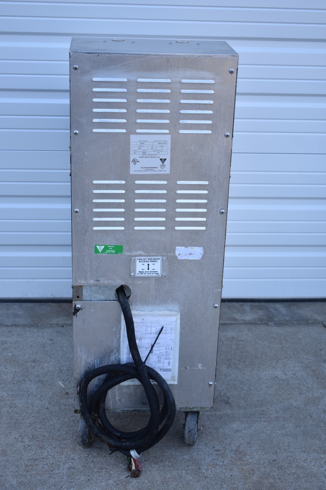 GILES GBF-50 ELECTRIC 50LB FRYER