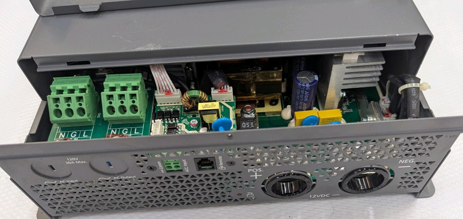 FGA 817-2000 Xantrex Freedom X 2000 BENCH TESTED USED INVERTER PURE SINE 2000W