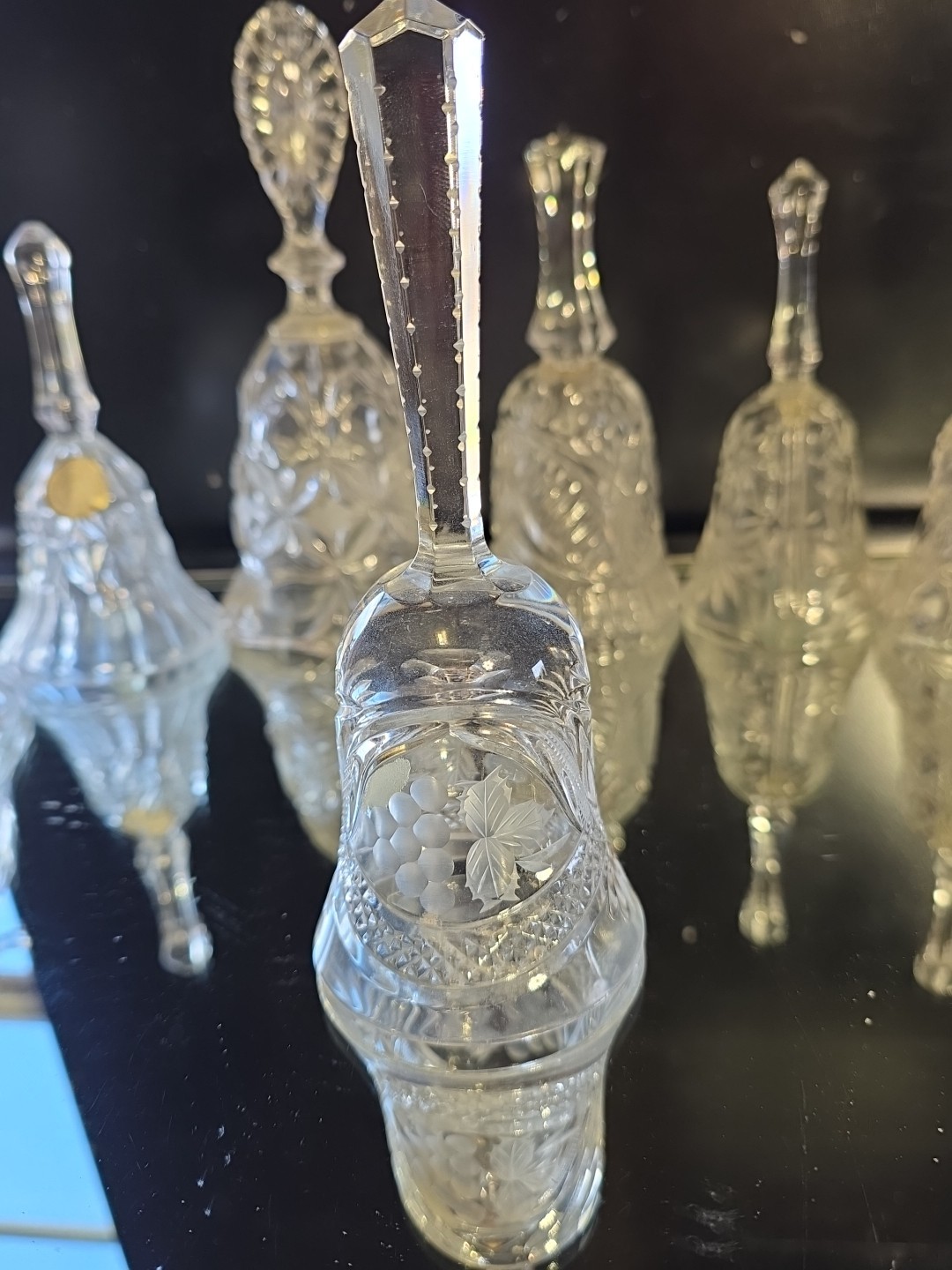 ​Lot 9 Vintage Crystal Glass Bells Waterford 12 Days Christmas Hofbauer Byrdes