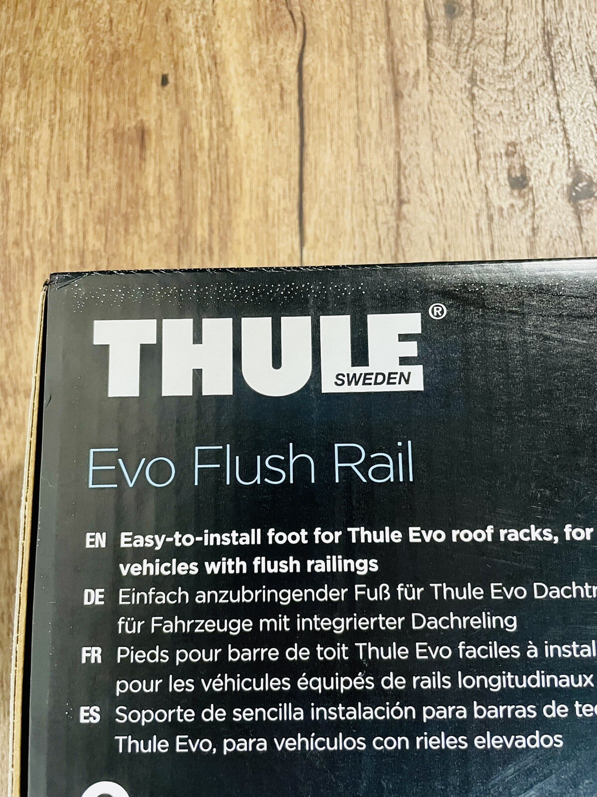 Thule Evo Flush Rail Foot Pack 710601 + Free Thule Lock/Key Set (Extra 69.95$)