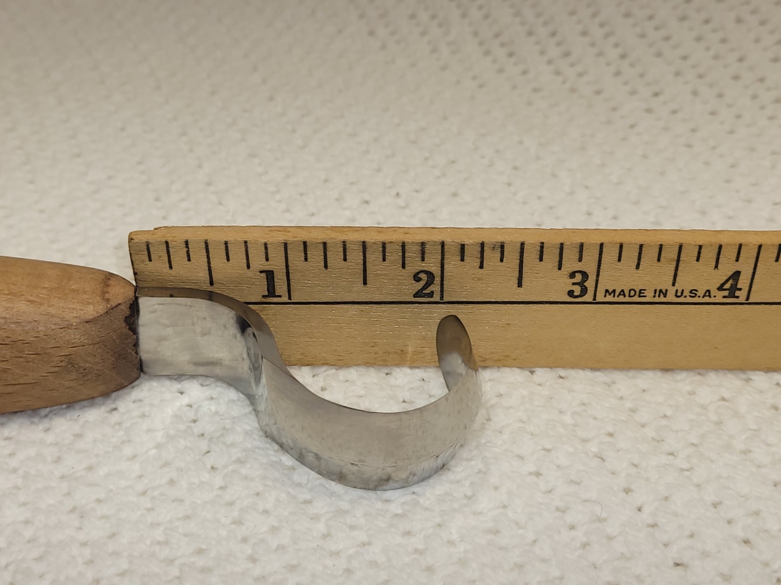 Narex spoon carving knife (model 822103) featuring a double-edged blade