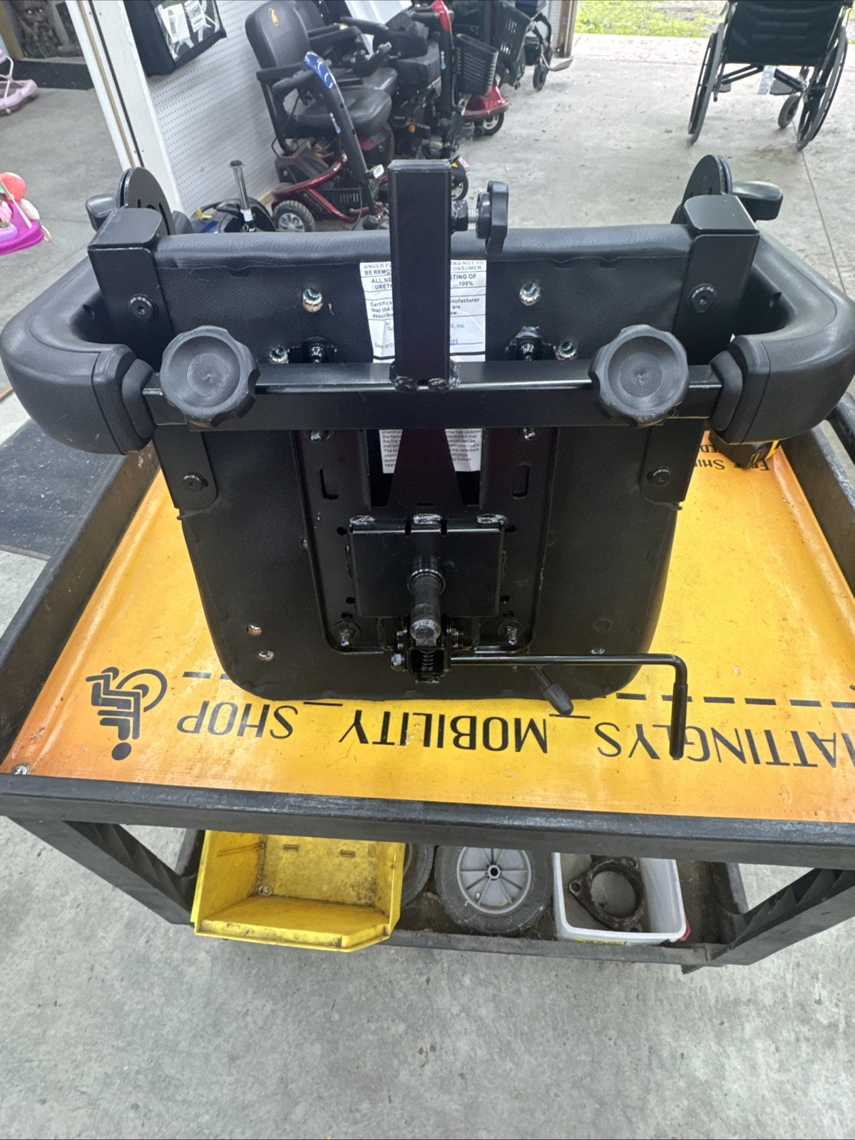 🥇Golden Companion Seat 18" X 16" ~NICE~ Armrest & Seat Mount!! *L@@K WoW*