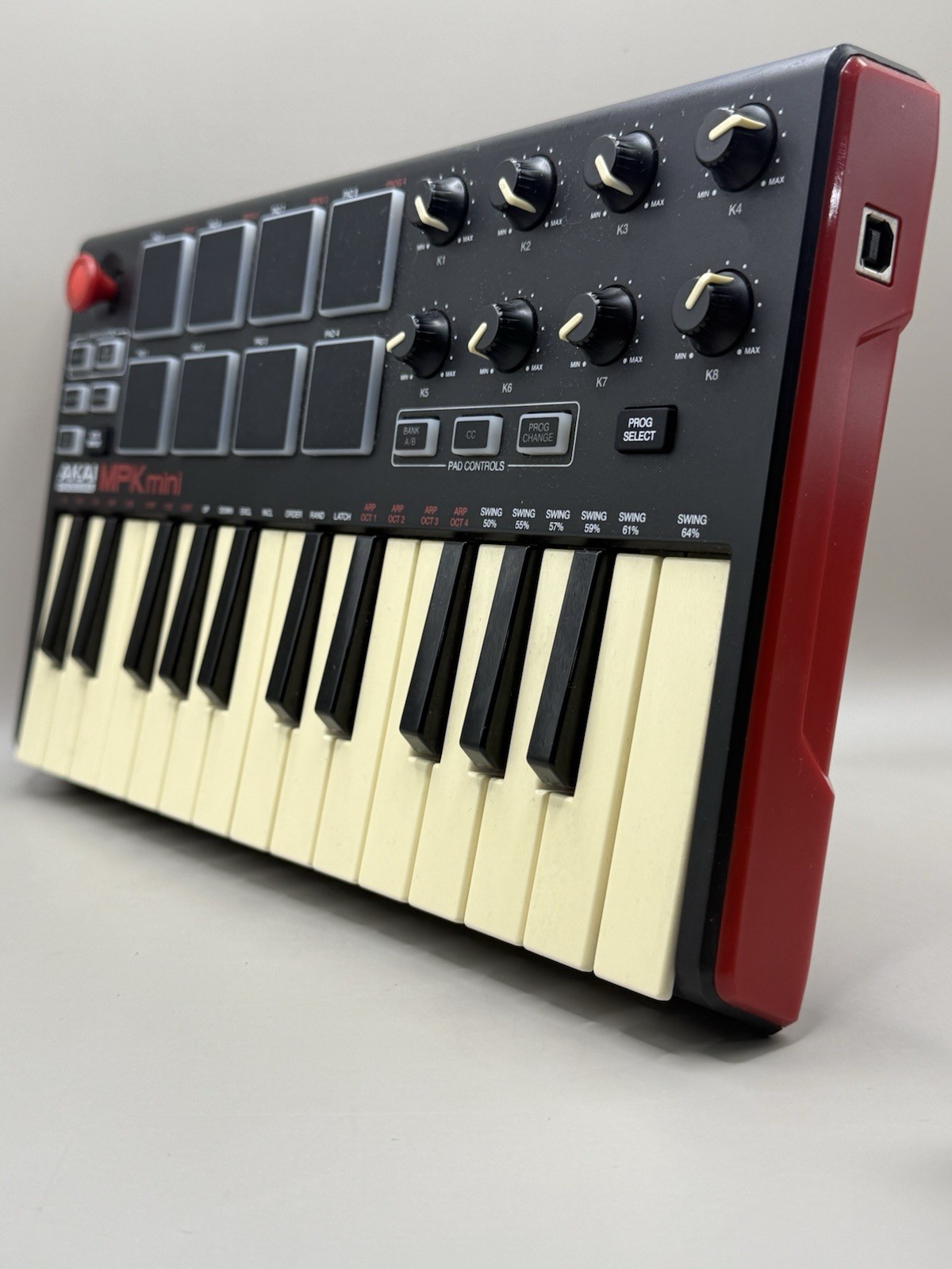Akai Professional MPK2 Mini Play Portable 25-Key Keyboard