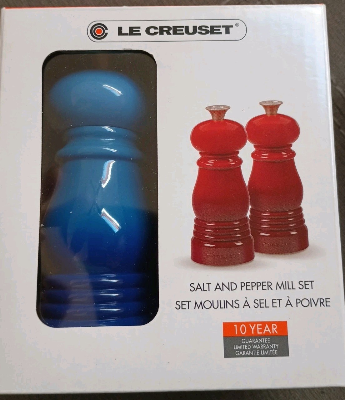 Le Creuset SALT and PEPPER Mill 2-Piece Set AZURE 5" Tall NEW in PACKAGE