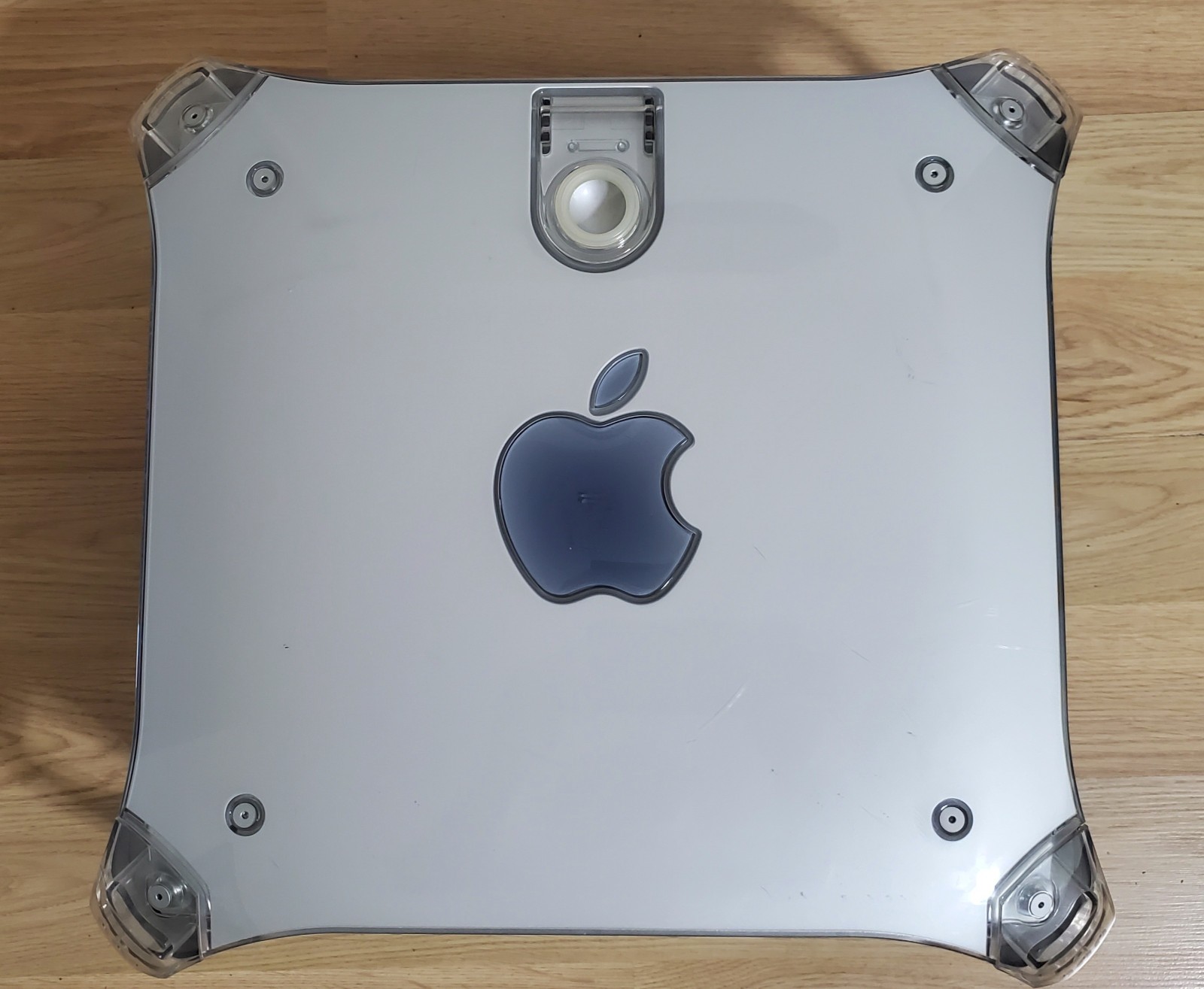 Apple Power Mac G4 2001 500MHz 1GB RAM Radeon 8500 RAID SCSI No HDD No OS