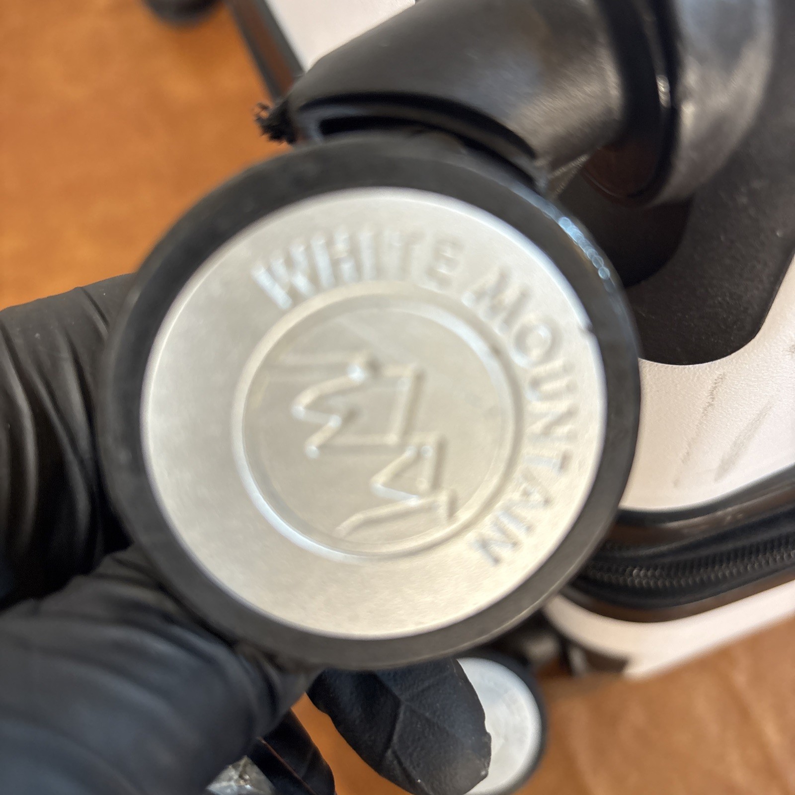 White Mountain Large Travel Luggage34x21x13. White Hard Case.