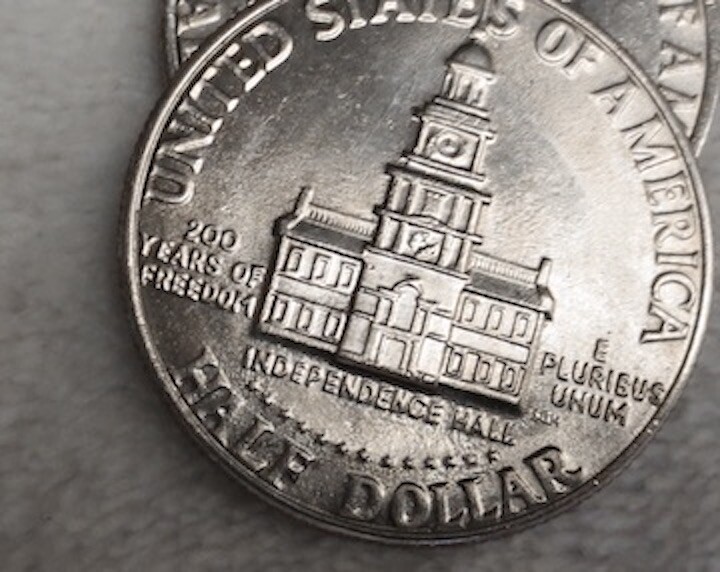 1 P or D 1776-1976 BICENTENNIAL KENNEDY HALF DOLLAR. BUY 2 GET A P+D+ A DISCOUNT