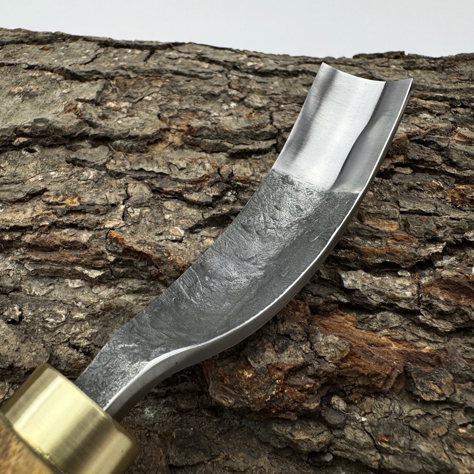 Wood Carving Gouge – Hand-Forged 52100 Steel, Ash Handle, Sharp Curved Chisel
