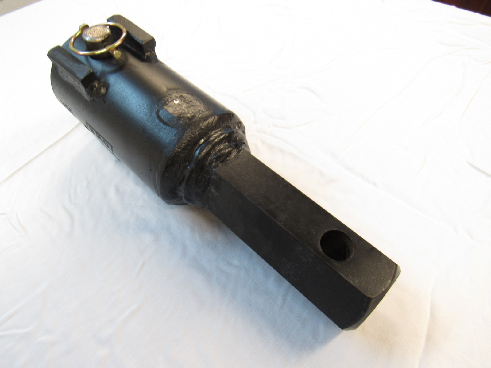 Lowe Auger Bit Conversion Adapter, 2 9/16 Round to 2 Hex