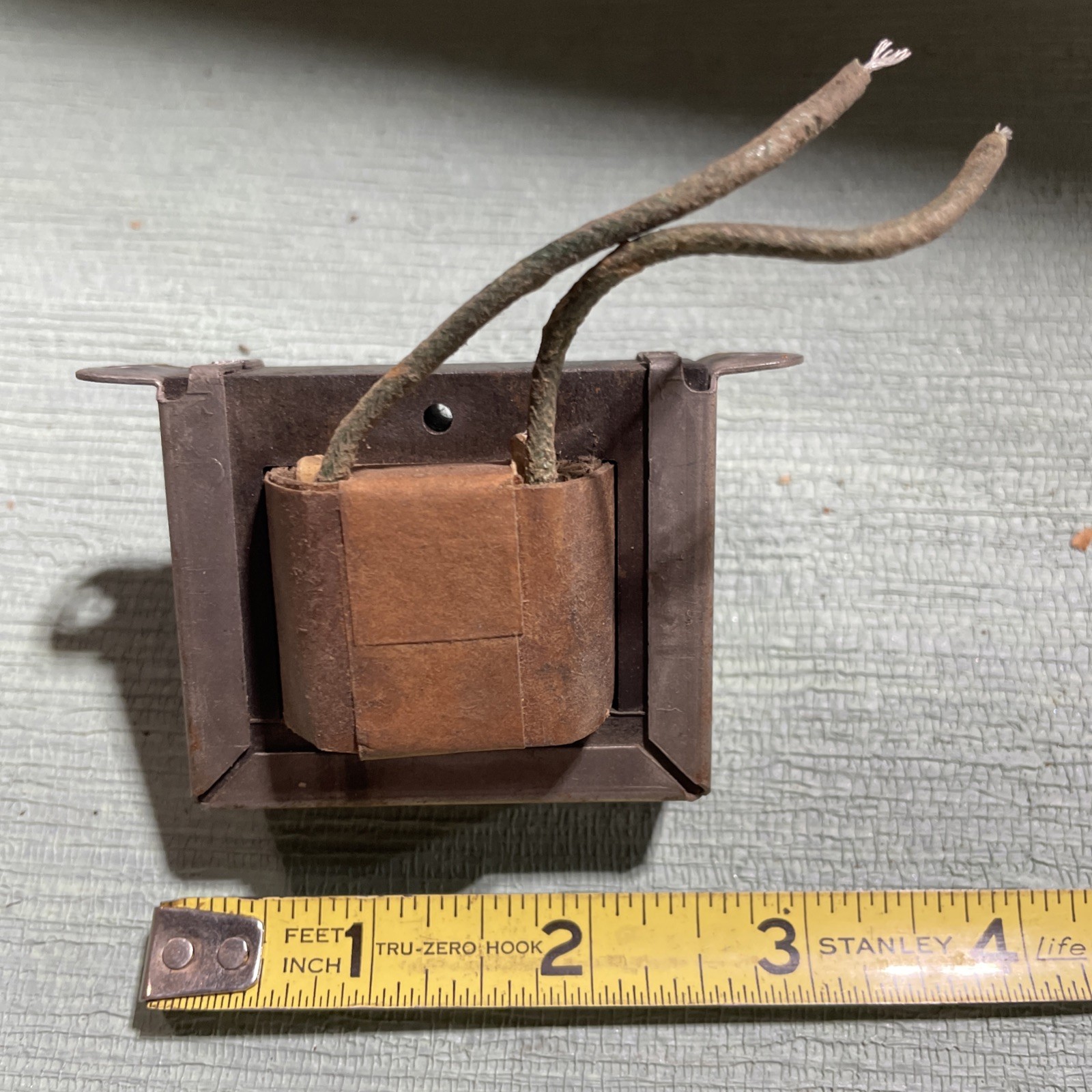 Filter Choke - Value: 2.5H, DC mA: 200 DC RES: 90 Ohms