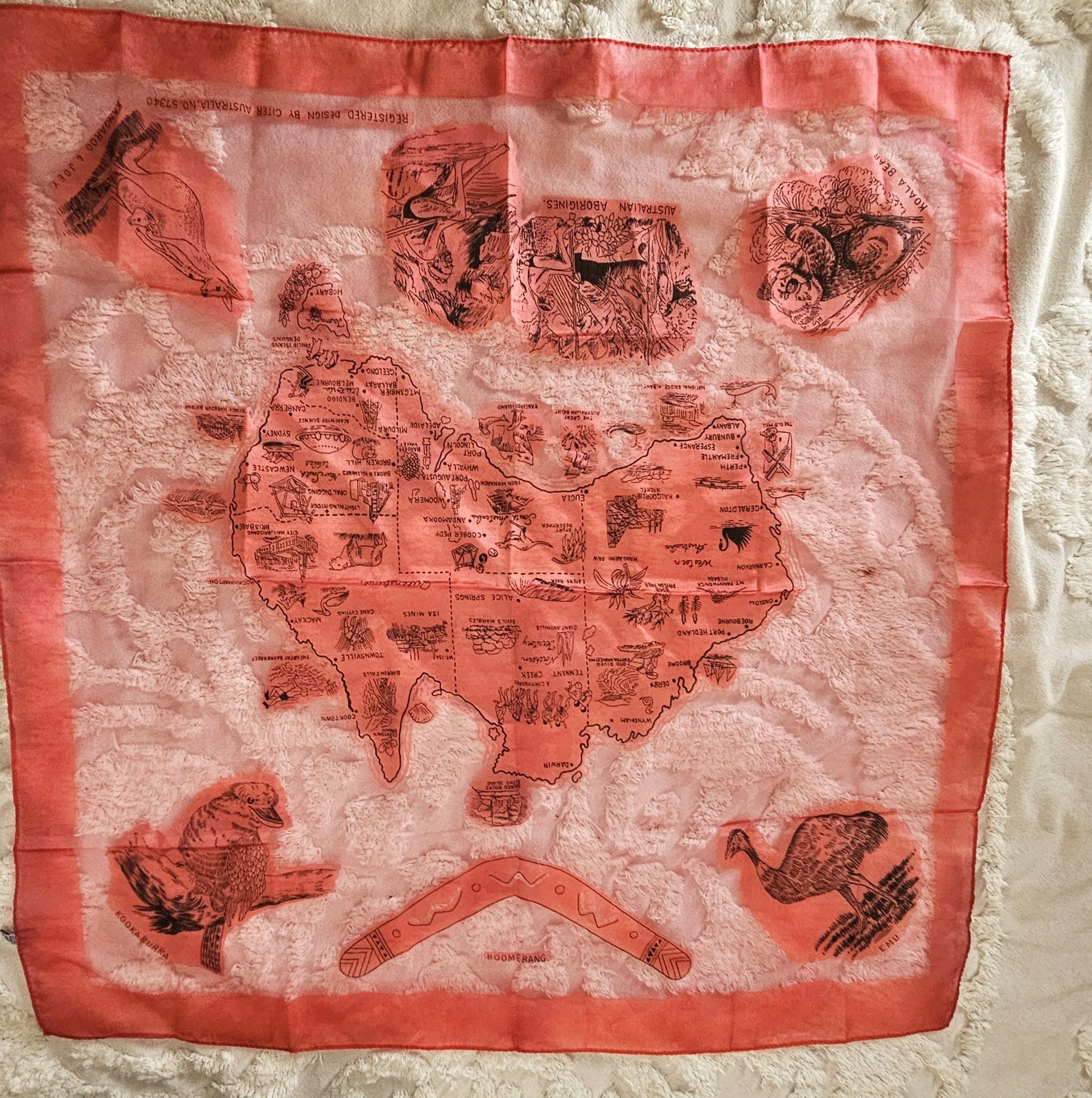 Vintage Citer Australia Souvenir Map w/ Sites & Animals  Made In Japan 29 x 28